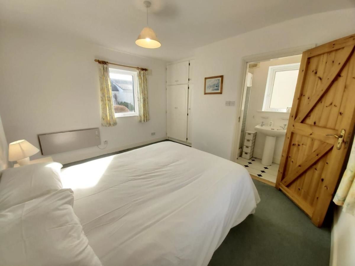 Дома для отпуска No3 Ballyconneely Cottage Балликоннили-17