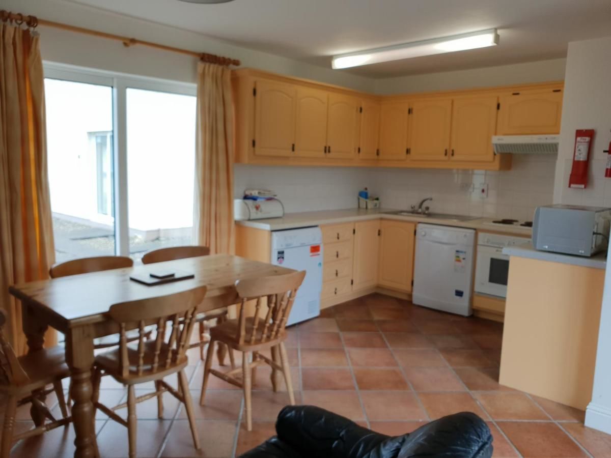 Дома для отпуска No3 Ballyconneely Cottage Балликоннили-5