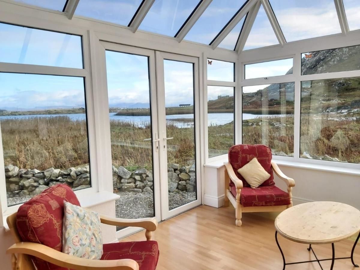 Дома для отпуска No3 Ballyconneely Cottage Балликоннили-8