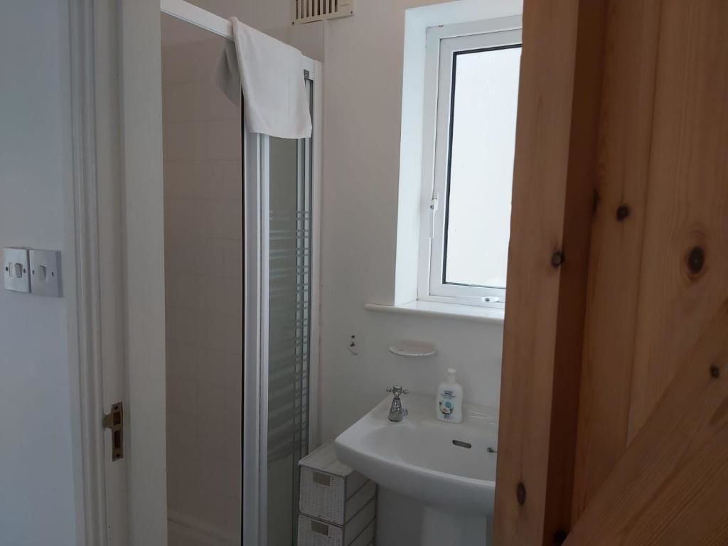 Дома для отпуска No3 Ballyconneely Cottage Балликоннили-57