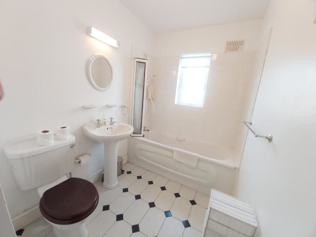 Дома для отпуска No3 Ballyconneely Cottage Балликоннили